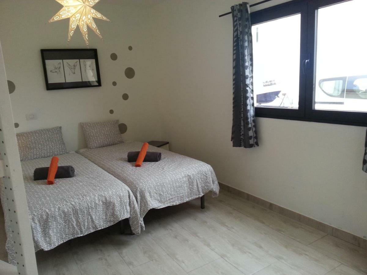 Estudio La Santa Luaran gambar